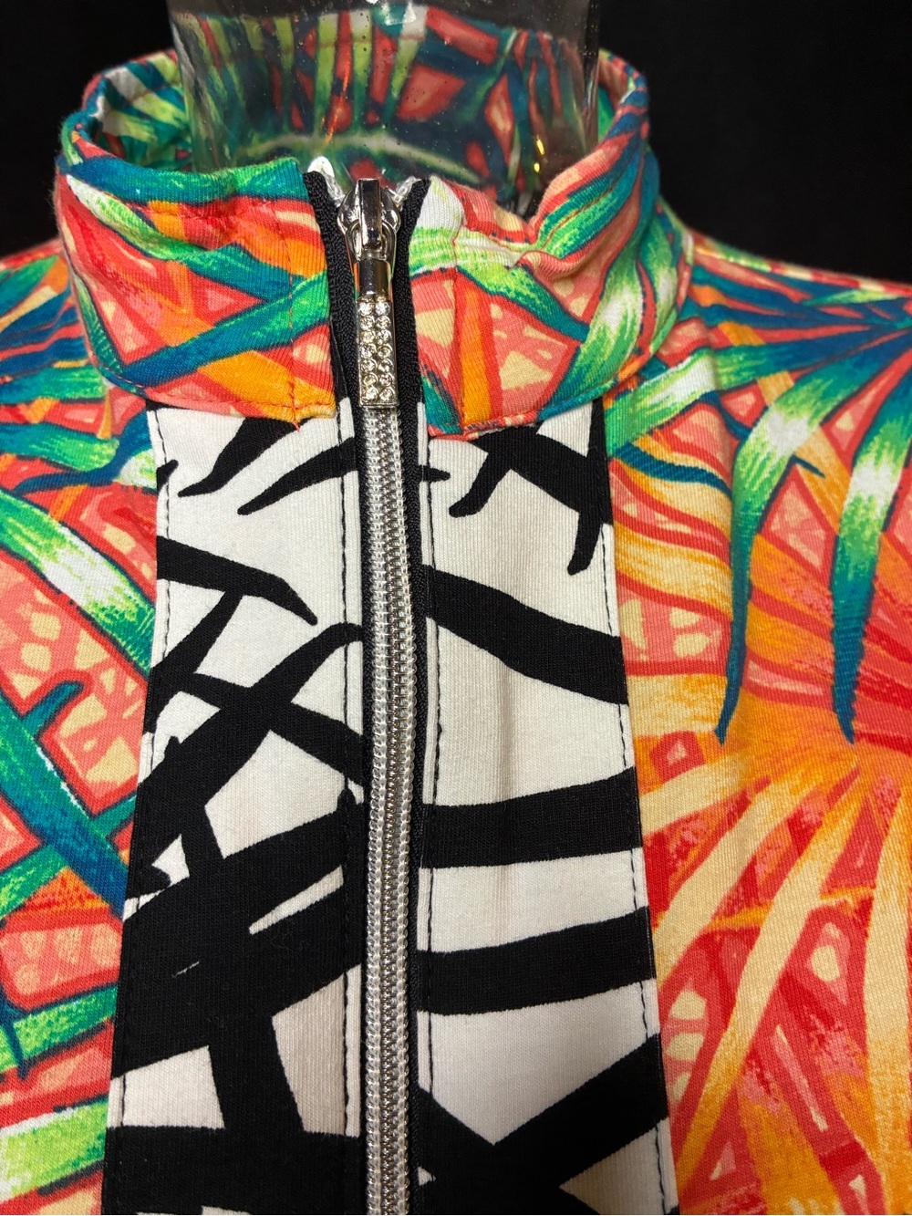 Onque Casuals Bright Guava Tropical Print Stretch Top - Picture 4 of 12